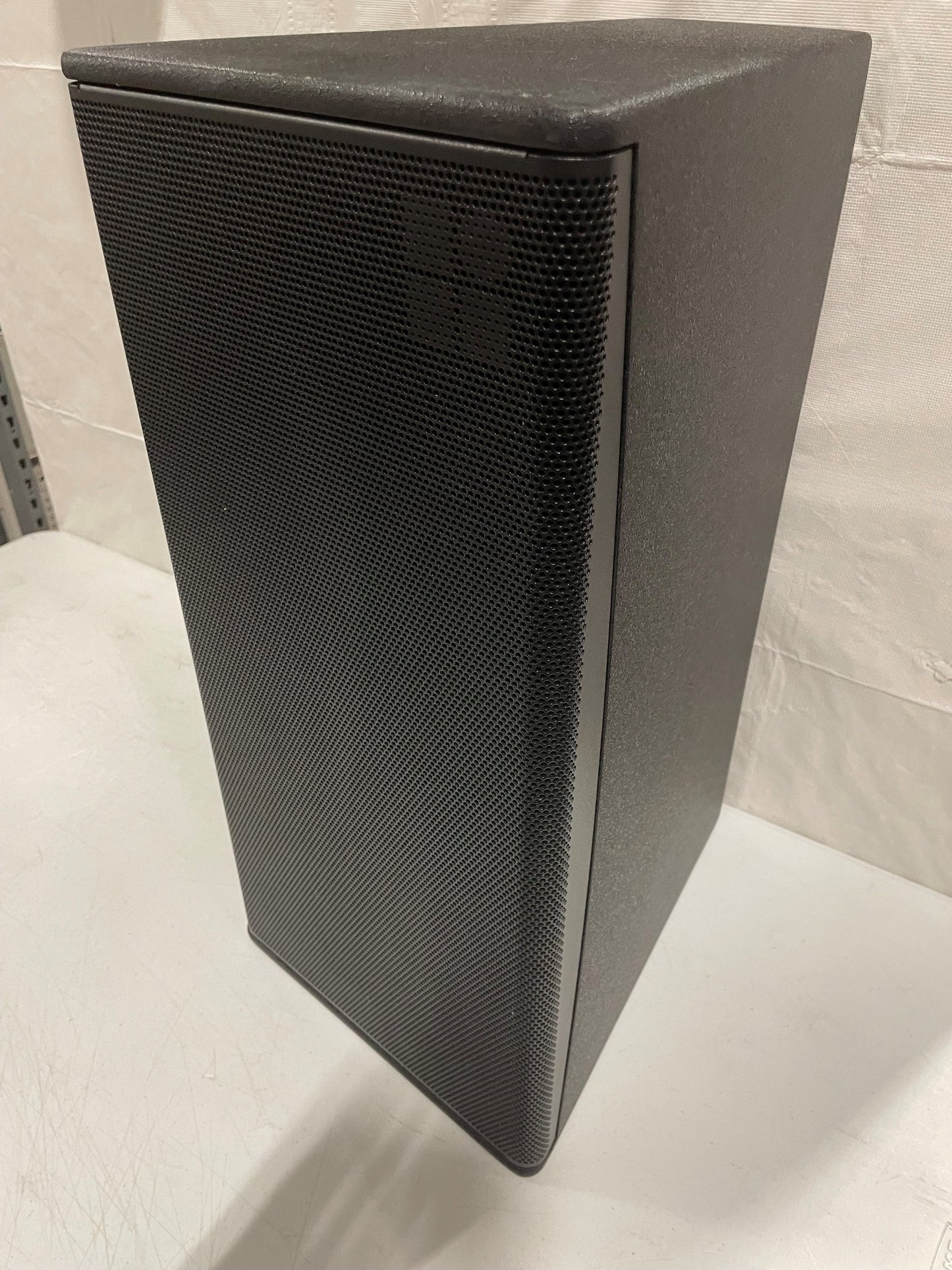Pre-owned d&b 10S-D Speaker with Mounting Bracket for Sale. 					We Sell Professional Audio Equipment. Audio Systems, Amplifiers, Consoles, Mixers, Electronics, Entertainment, Sound, Live.