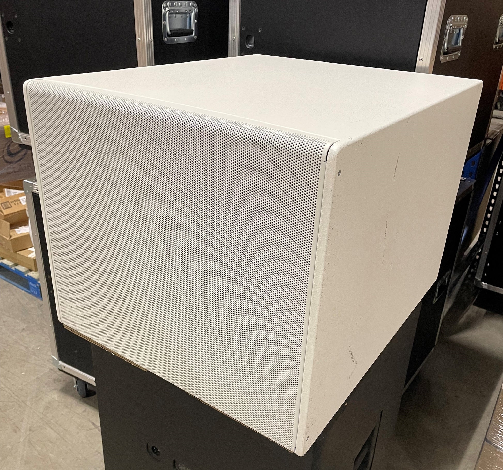 Pre-owned d&amp;b 18S Sub, White, with Mounting Bracket for Sale. We Sell Professional Audio Equipment. Audio Systems, Amplifiers, Consoles, Mixers, Electronics, Entertainment, Sound, Live.