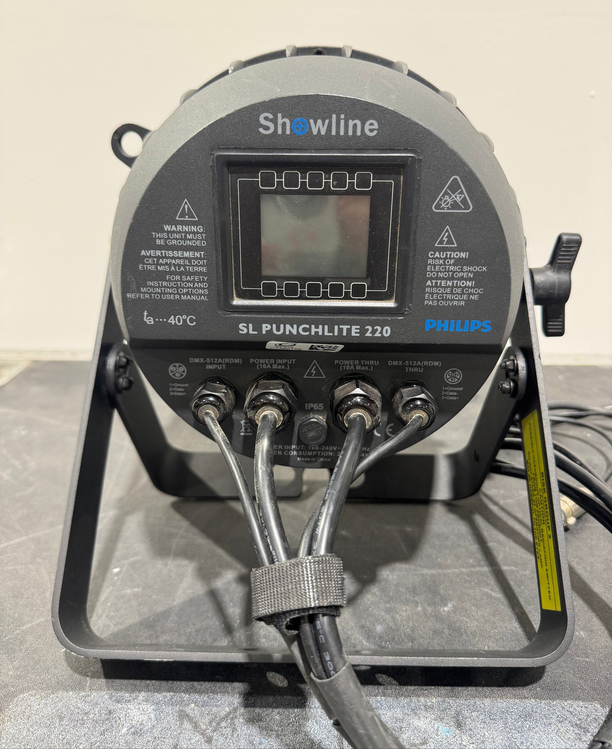 Vari-Lite Showline SL Punchlite 220 Static Wash Light, Vari-Lite Punchlite 220, Vari-Lite Showline SL Punchlite 220, Vari-Lite Wash Light, Punchlite 220 Wash Light. We Sell Professional Lighting Equipment. Lighting Systems, Fixtures, Consoles, Dimmers, Control Systems, Electronics, Entertainment, Live Lighting.