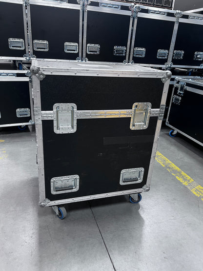 Martin Quantum Profile, Martin Quantum, Martin MAC Quantum Profile Moving Head Lightm Martin MAC Quantum Profile, Martin MAC Moving Head Light. We Sell Professional Lighting Equipment. Lighting Systems, Fixtures, Consoles, Dimmers, Control Systems, Electronics, Entertainment, Live Lighting.