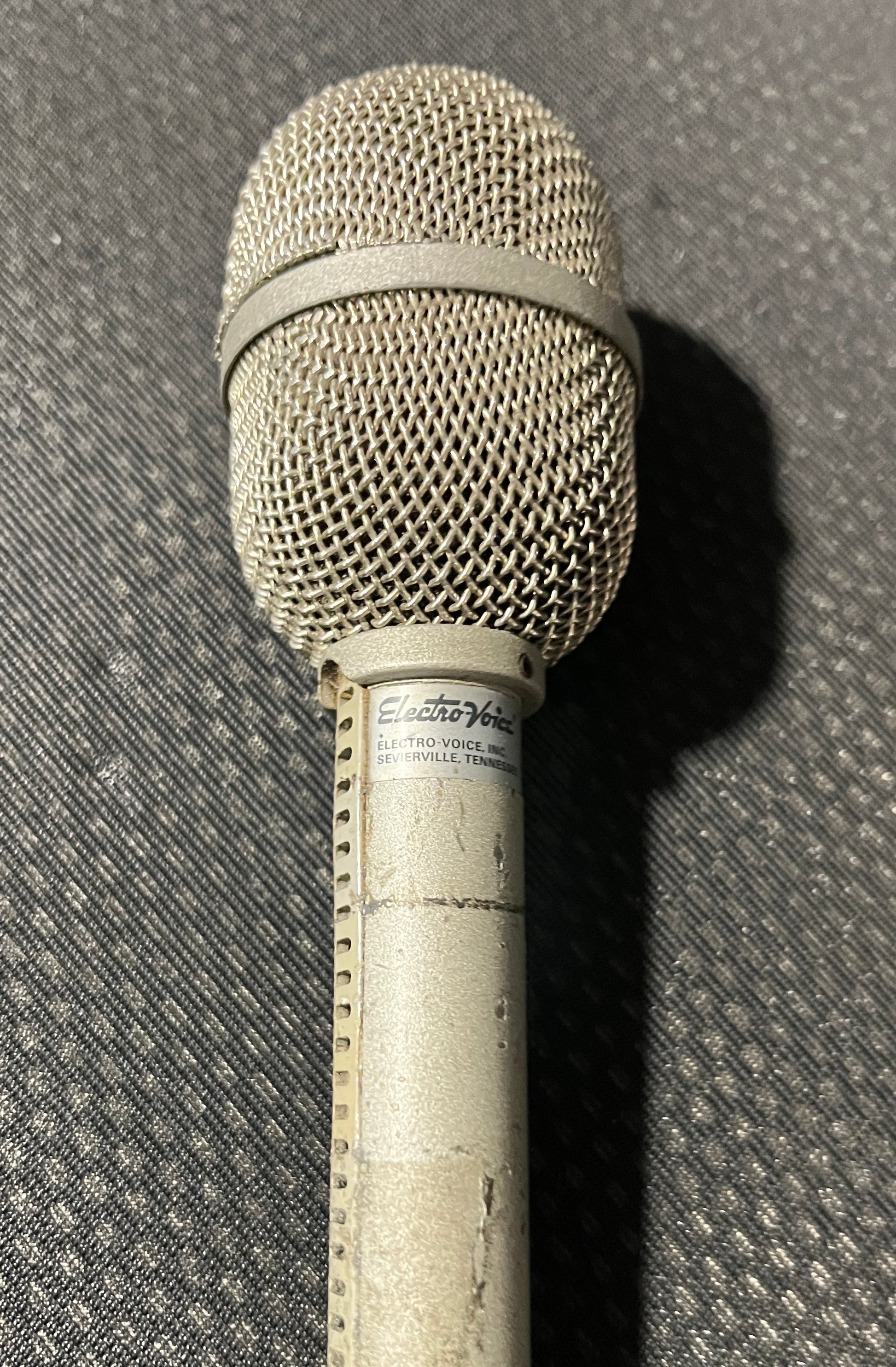 Electro-Voice RE-16 Dynamic Supercardioid Microphone, Electro-Voice RE-16, EV RE-16, Vintage EV Microphones, Electro-Voice Dynamic Mic. We Sell Professional Audio Equipment. Audio Systems, Amplifiers, Consoles, Mixers, Electronics, Entertainment, Live Sound.