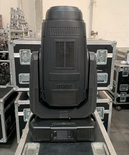 ROBE Lighting BMFL Robin Spot Moving Light Fixture, ROBE Lighting BMFL Robin, ROBE BMFL Robin Spotlight, ROBE Robin, ROBE Moving Light Fixture. We Sell Professional Lighting Equipment. Lighting Systems, Fixtures, Consoles, Dimmers, Control Systems, Electronics, Entertainment, Live Lighting. 