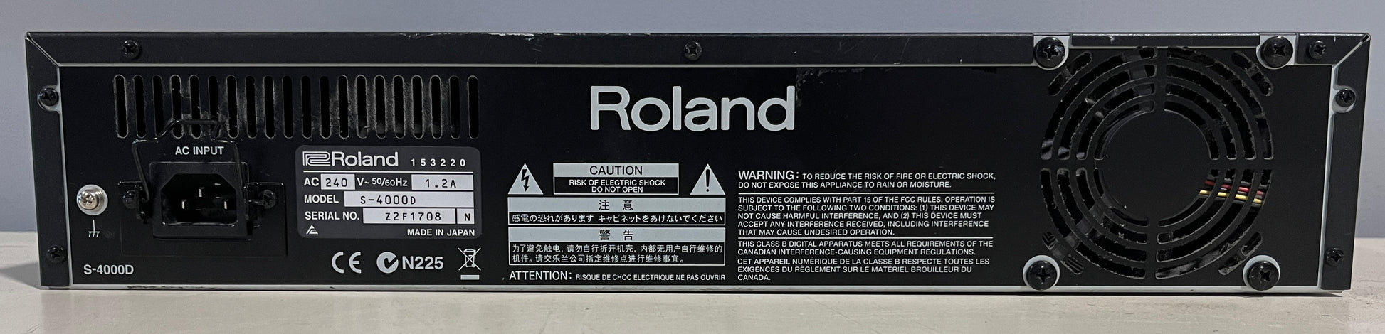 Roland Digital Snake S-4000D REAC Splitter and Power Distributor for M-48 Personal Mixers, Roland Digital Snake S-4000D REAC Splitter, S-4000D REAC Splitter and Power Distributor, S-4000D REAC, Splitter and Power Distributor for M-48 Mixer. We Sell Professional Audio Equipment. Audio Systems, Amplifiers, Consoles, Mixers, Electronics, Entertainment, Live Sound.