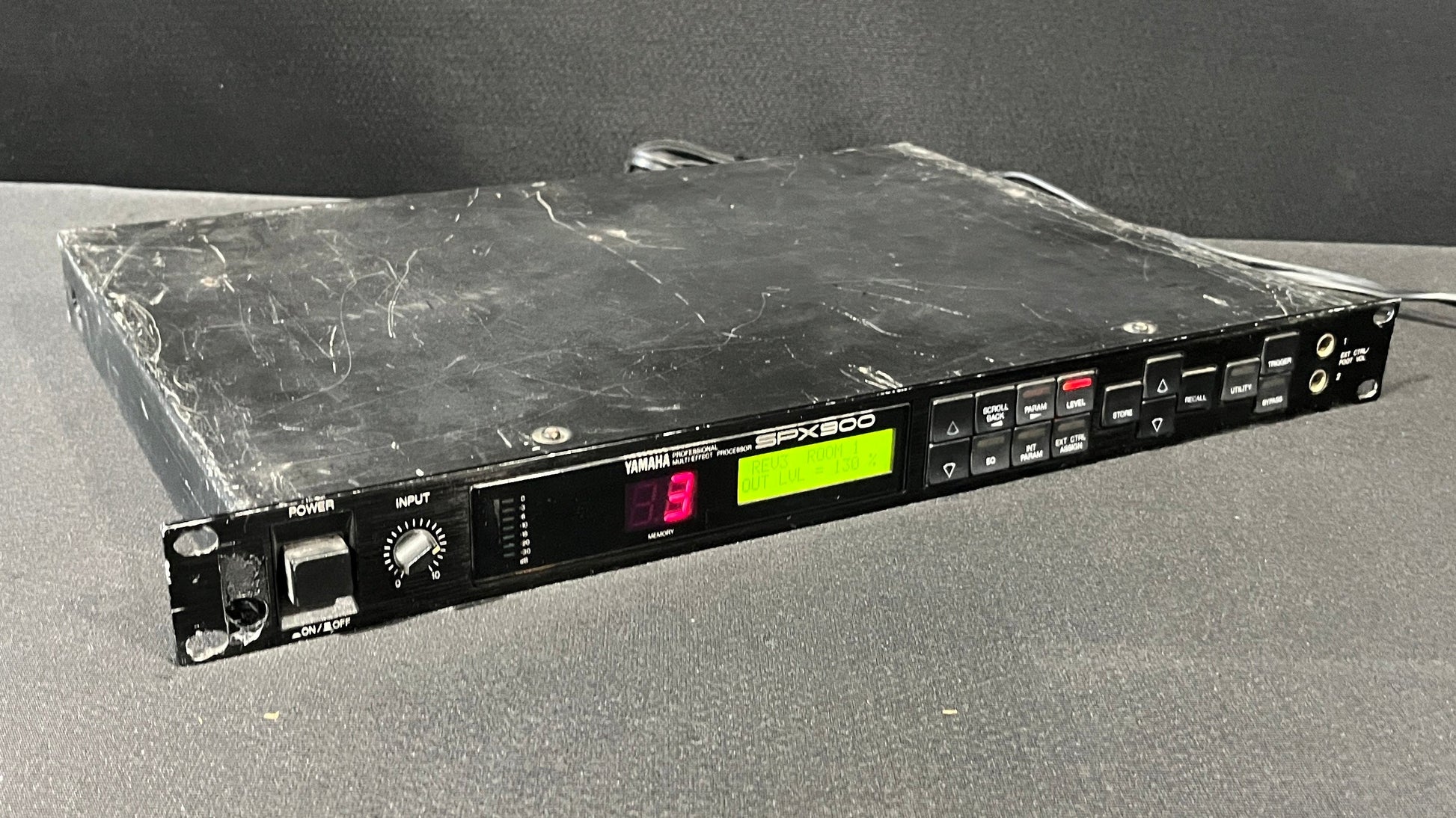 Yamaha SPX900 Multi-Effect Processor, Yamaha SPX900, SPX900 Multi-Effect Processor, Yamaha Multi-Effect Processor, Yamaha Rack Effects. We Sell Professional Audio Equipment. Audio Systems, Amplifiers, Consoles, Mixers, Electronics, Entertainment, Live Sound.
