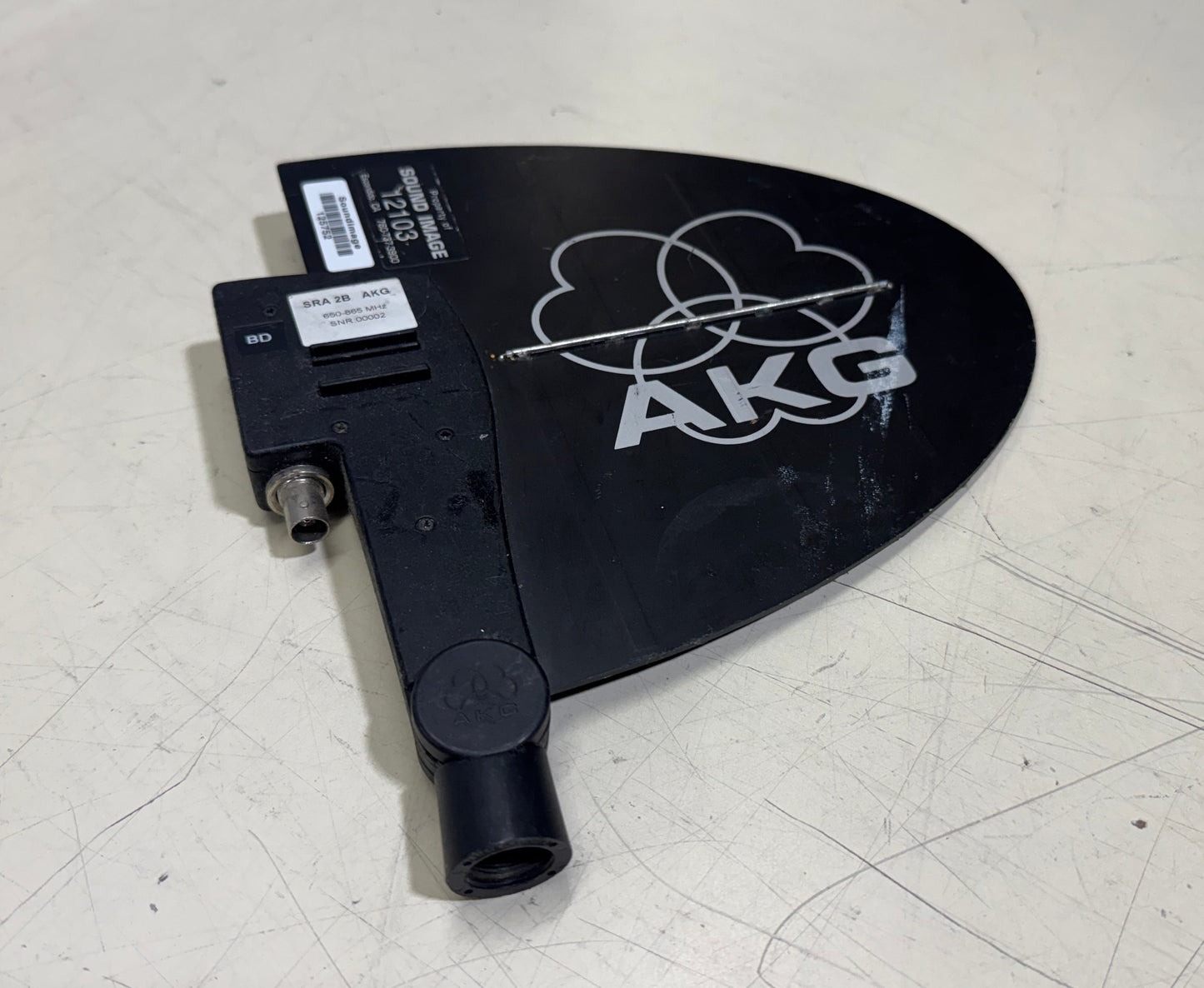 AKG SRA 2B Active Directional Antenna (650-865 MHz), AKG SRA 2B Antenna, AKG SRA 2B, AKG Antenna, 650-865 MHz Antenna. We Sell Professional Audio Equipment. Audio Systems, Amplifiers, Consoles, Mixers, Electronics, Entertainment, Live Sound.
