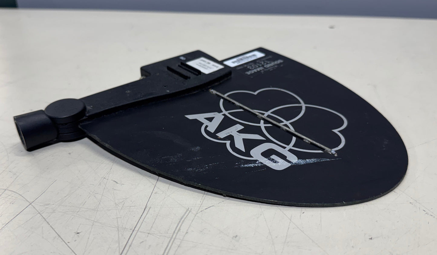 AKG SRA 2B Active Directional Antenna (650-865 MHz), AKG SRA 2B Antenna, AKG SRA 2B, AKG Antenna, 650-865 MHz Antenna. We Sell Professional Audio Equipment. Audio Systems, Amplifiers, Consoles, Mixers, Electronics, Entertainment, Live Sound.