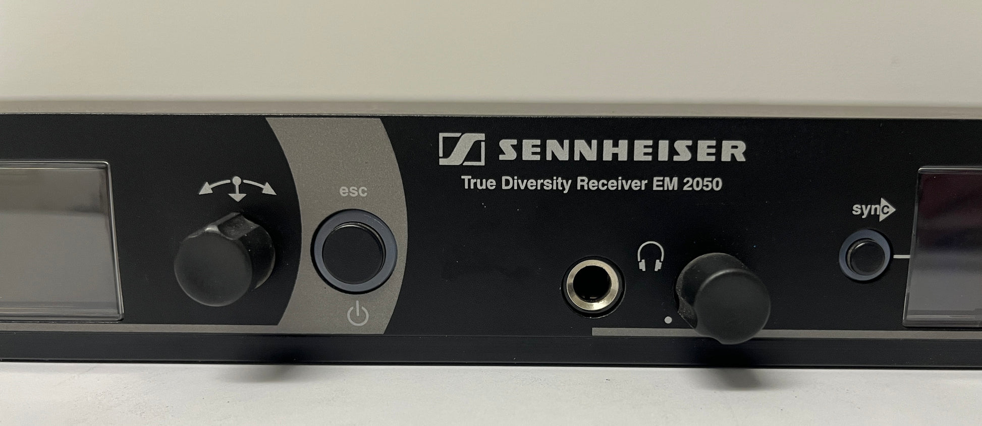Sennheiser Gw Band Receiver, Sennheiser Gw 558-626 MHz Receiver, Sennheiser EM2050 Receiver, Sennheiser EM 2050 Gw, Sennheiser 2 Channel Receiver Gw Band, We Sell Professional Audio Equipment. Audio Systems, Amplifiers, Consoles, Mixers, Electronics, Entertainment, Live Sound
