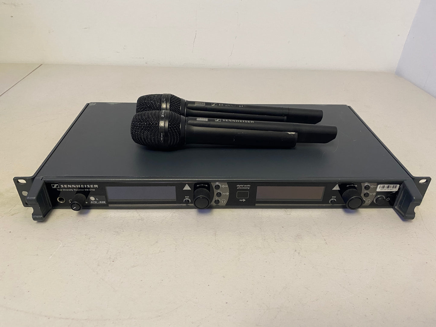 Sennheiser EM 3732-II Package, Sennheiser SKM 5200-II Package, Sennheiser L Band Package, Sennheiser Receiver and Transmitter Package L Band, Sennheiser EM 3732-II Receiver Mics, Sennheiser SKM 5200-II Rack Unit, We Sell Professional Audio Equipment. Audio Systems, Amplifiers, Consoles, Mixers, Electronics, Entertainment, Live Sound. 