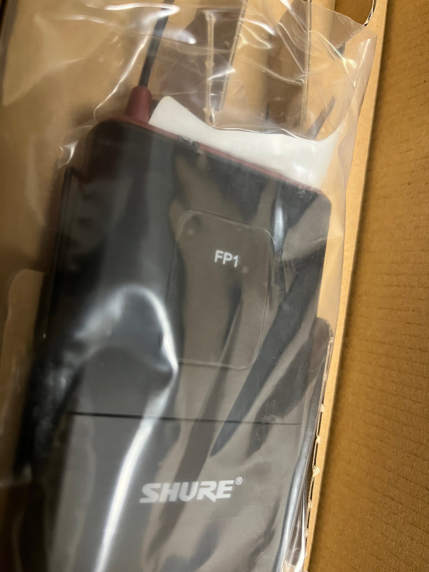 Shure FP1 Wireless Bodypack Transmitter, Shure FP1 Transmitter, Shure FP1 Bodypack, Shure Transmitter G4 Range, Shure FP1 G4, Shure Transmitter Range 470 - 494 MHz, We Sell Professional Audio Equipment. Audio Systems, Amplifiers, Consoles, Mixers, Electronics, Entertainment, Live Sound.