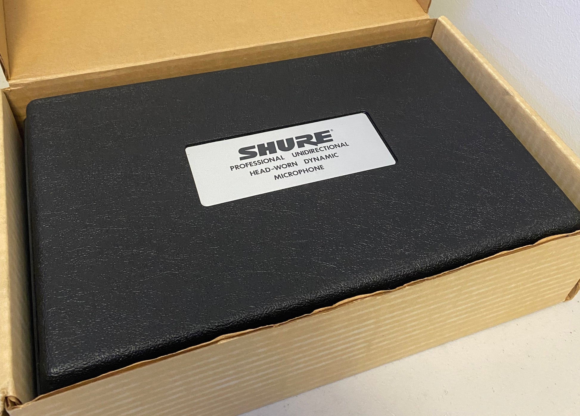 Shure SM12A-CN Unidirection Headset, Shure Head-worn Dynamic Microphone, Shure Headset Mic, Shure SM12A-CN Head-set Mic, We Sell Professional Audio Equipment. Audio Systems, Amplifiers, Consoles, Mixers, Electronics, Entertainment, Live Sound.v