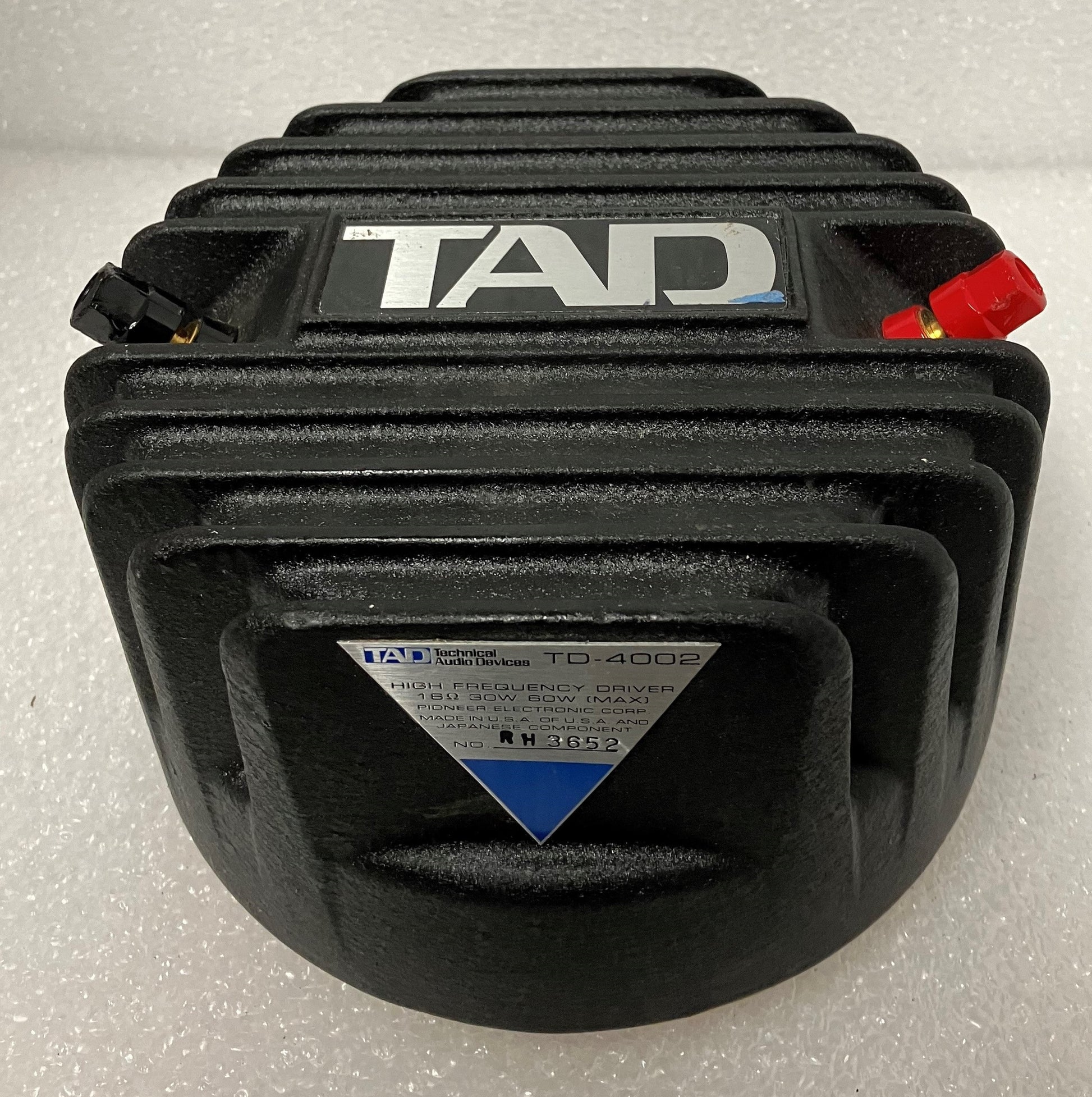 TAD TD-4002 High Frequency Driver, TAD TD-4002, TAD Driver with Radian Diaphragm, Radian 1292-8, Radian Audio Driver, TAD Driver, We Sell Professional Audio Equipment. Audio Systems, Amplifiers, Consoles, Mixers, Electronics, Entertainment, Live Sound.