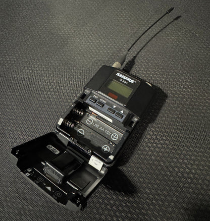 Shure ULXD1 Beltpack X52 Open