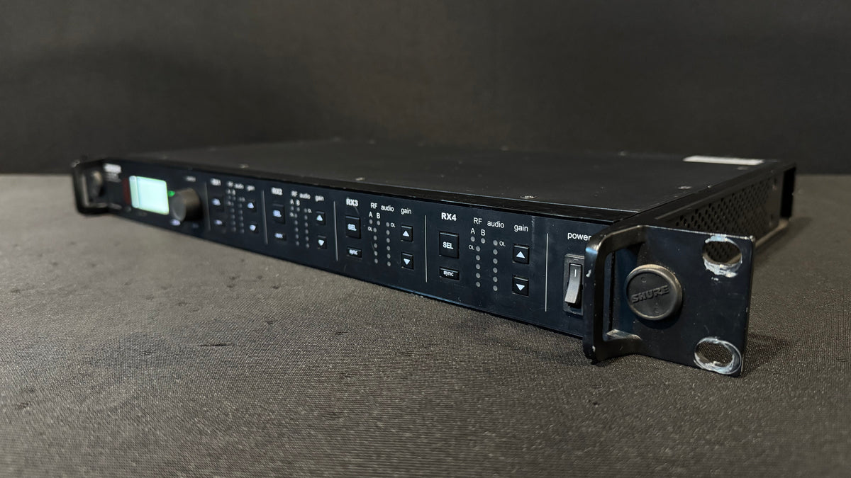 Shure ULX-D Quad Wireless Package, ULXD4Q, ULXD2 (H50, 534-598 MHz) Side