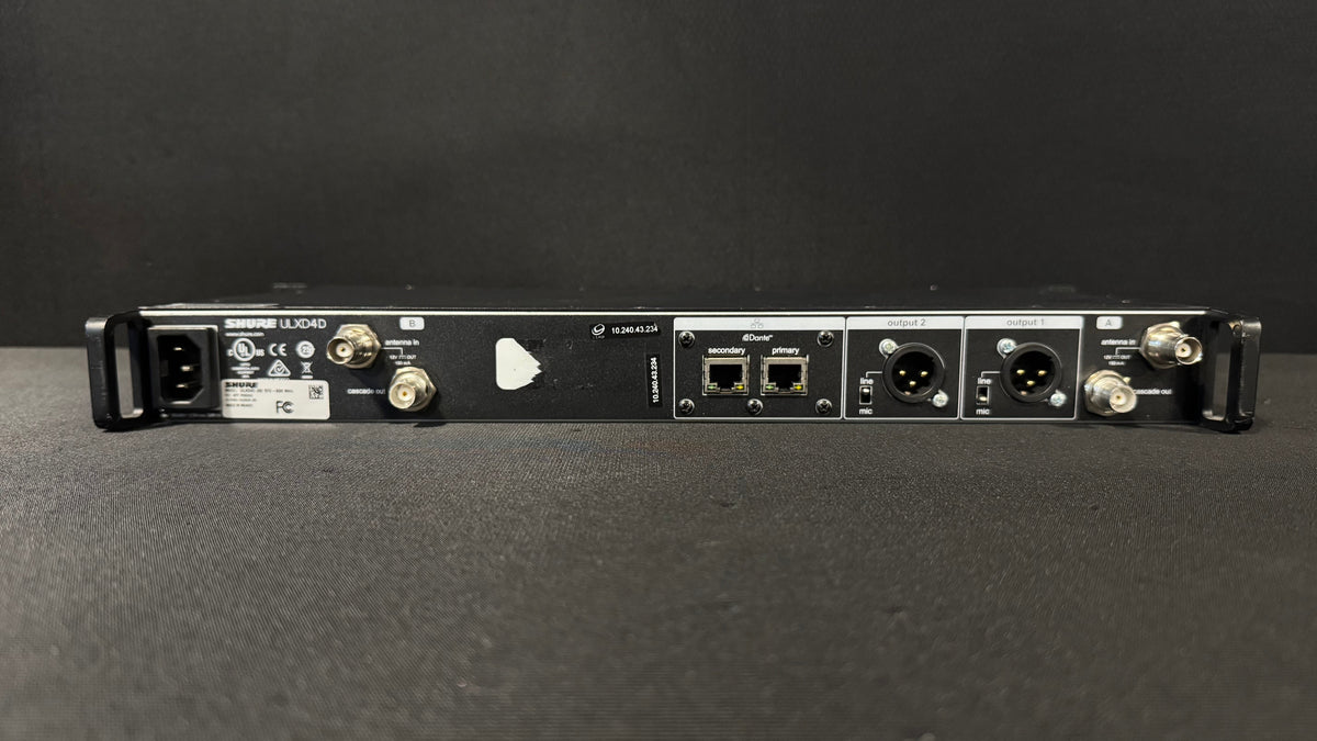 Shure ULX-D Package Back