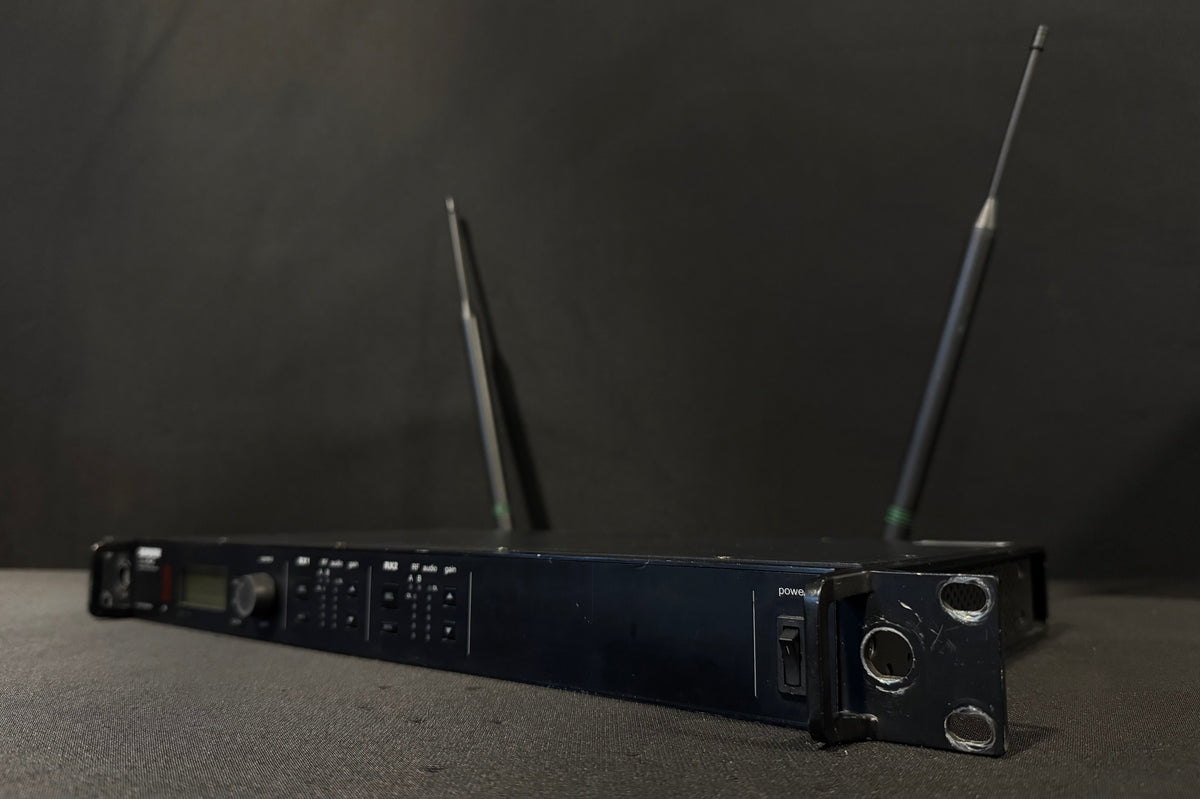 Shure ULX-D Package Side 2