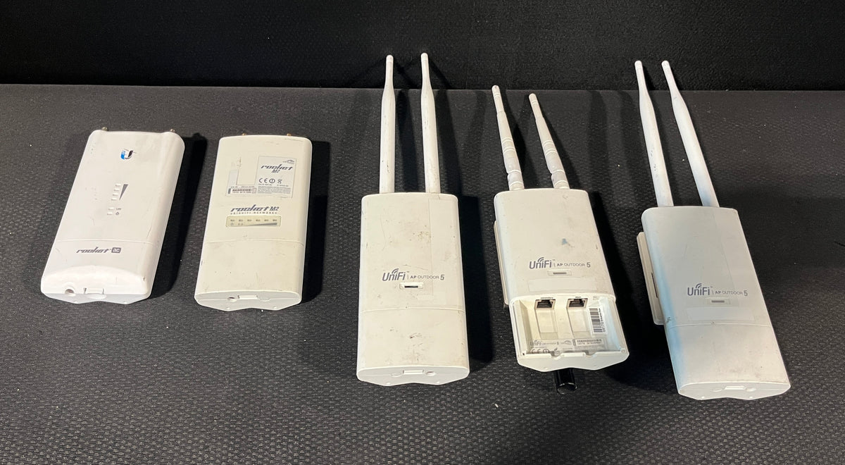 Ubiquiti Access Points Lot, Ubiquiti Access Points, Ubiquiti UniFi AP Outdoor 5, Ubiquiti Rocket AC World Version, Ubiquiti Rocket M2. We Sell Professional Audio Equipment. Audio Systems, Amplifiers, Consoles, Mixers, Electronics, Entertainment, Live Sound.