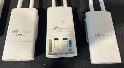 Ubiquiti Access Points Lot, Ubiquiti Access Points, Ubiquiti UniFi AP Outdoor 5, Ubiquiti Rocket AC World Version, Ubiquiti Rocket M2. We Sell Professional Audio Equipment. Audio Systems, Amplifiers, Consoles, Mixers, Electronics, Entertainment, Live Sound.