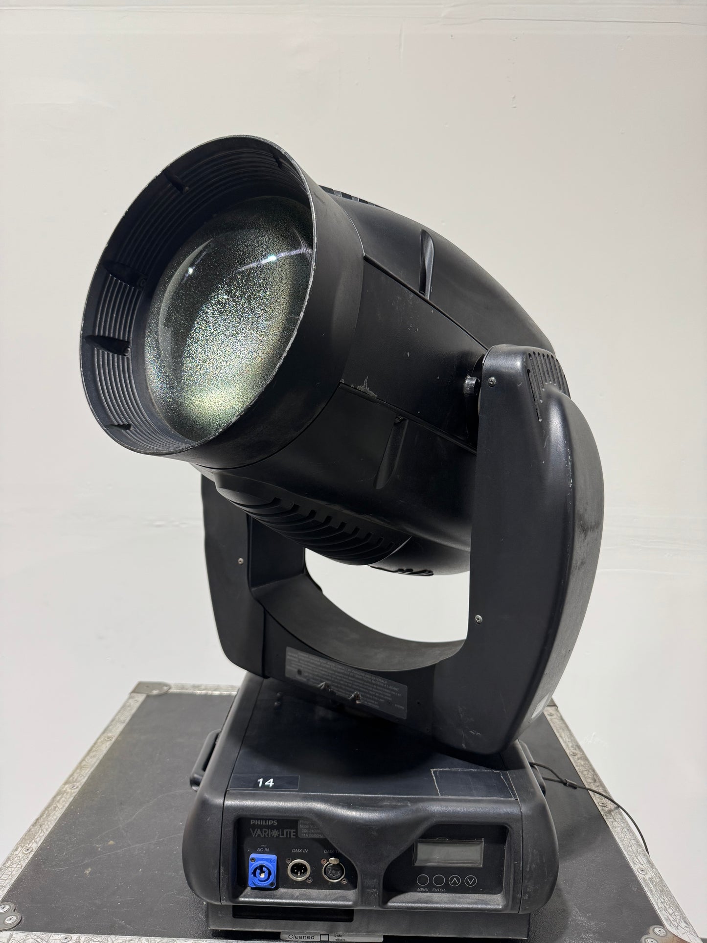 Vari-Lite VL3500 FX Wash Moving Light, Vari-Lite VL3500, VL3500, Vari-Lite Wash Light, FX Wash Light. We Sell Professional Lighting Equipment. Lighting Systems, Fixtures, Consoles, Dimmers, Control Systems, Electronics, Entertainment, Live Lighting.