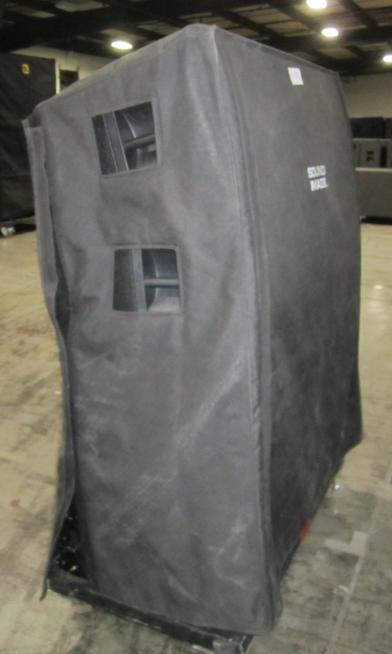 VUE AL12, VUE al-12, VUE 12" Line Array Speaker, VUE audiotechnik al-12, VUE Large Format Speaker, VUE Line Array, VUE AL-12 Line Array, We Sell Professional Audio Equipment. Audio Systems, Amplifiers, Consoles, Mixers, Electronics, Entertainment, Live Sound