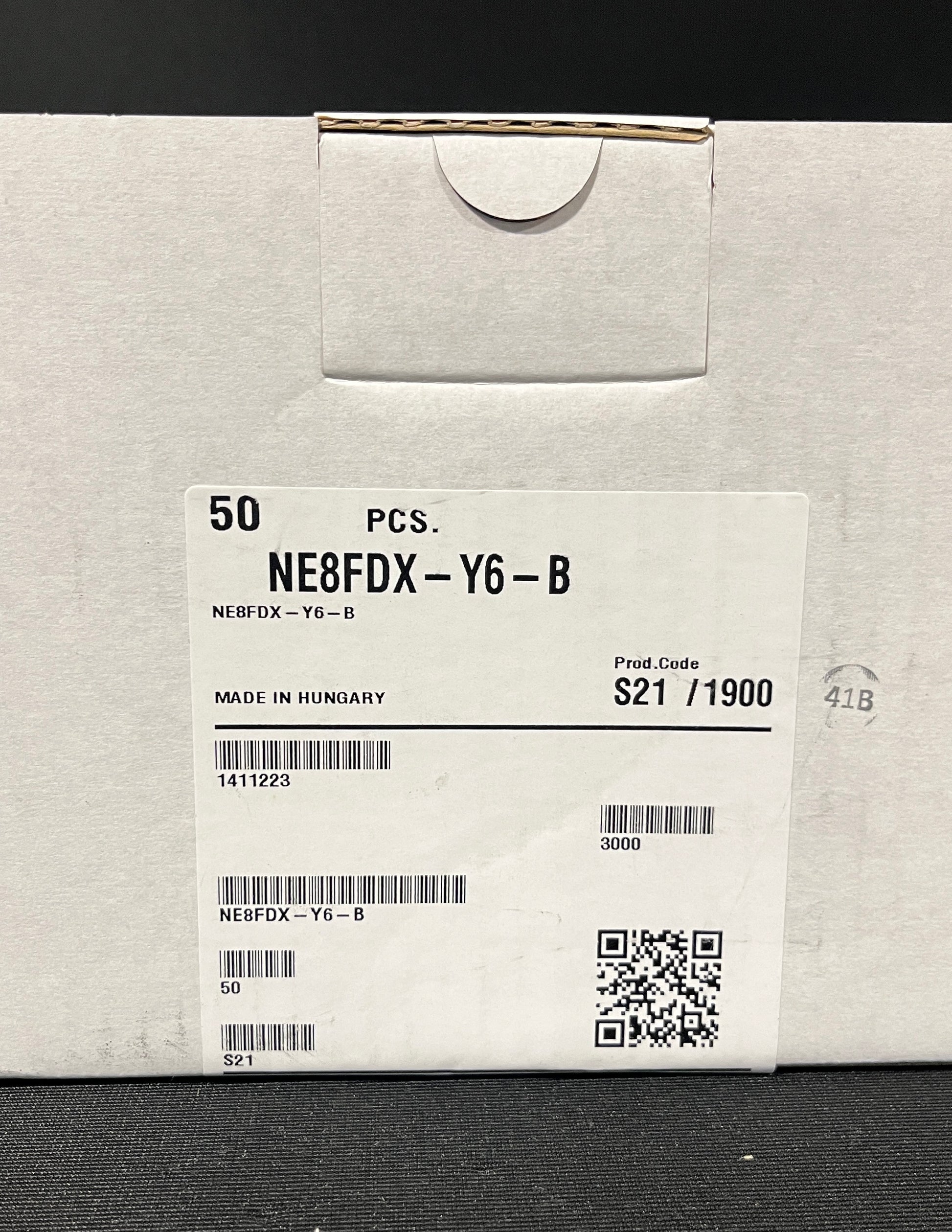 Neutrik NE8FDX-Y6-B Connectors, Neutrik NE8FDX-Y6-B Lot, Y6B Connectors, Neutrik Connector Lot, Neutrik NE8FDX-Y6-B. We Sell Professional Audio Equipment. Audio Systems, Amplifiers, Consoles, Mixers, Electronics, Entertainment, Live Sound.
