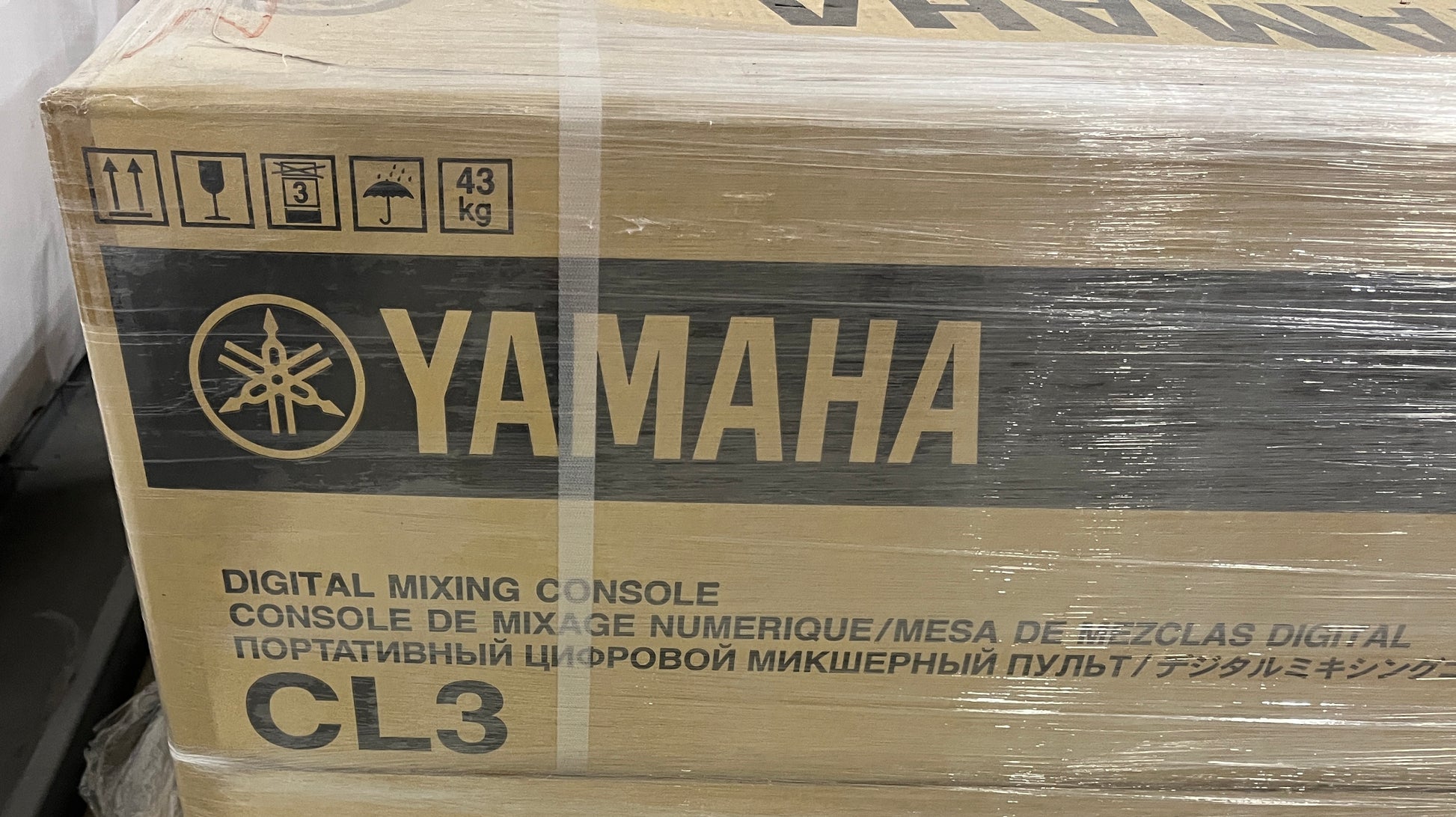 Yamaha CL3, New Yamaha CL3, Yamaha CL Series Console, We Sell Professional Audio Equipment. Audio Systems, Amplifiers, Consoles, Mixers, Electronics, Entertainment, Live Sound