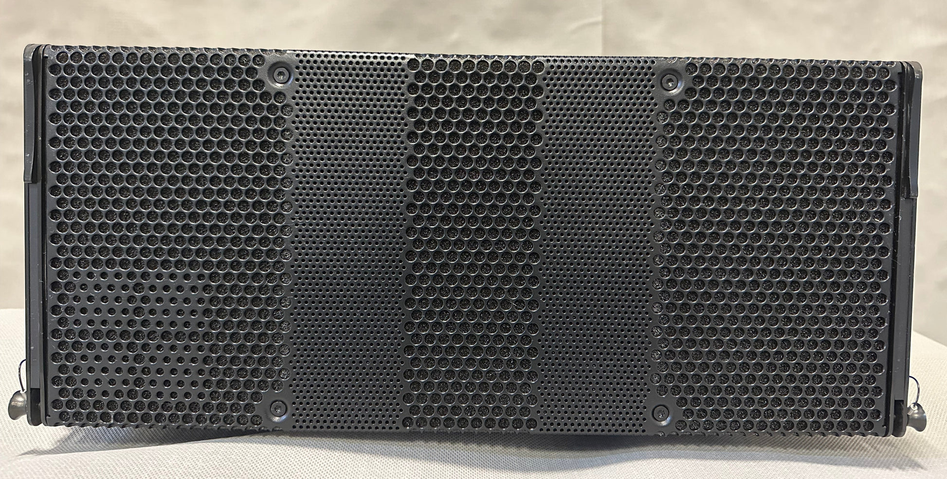 d&b T10 Speaker, d&b Line Array Speaker, d&b T10 Line Array, Used d&b T10 Speaker, Used d&b Speaker System, We Sell Professional Audio Equipment. Audio Systems, Amplifiers, Consoles, Mixers, Electronics, Entertainment, Live Sound