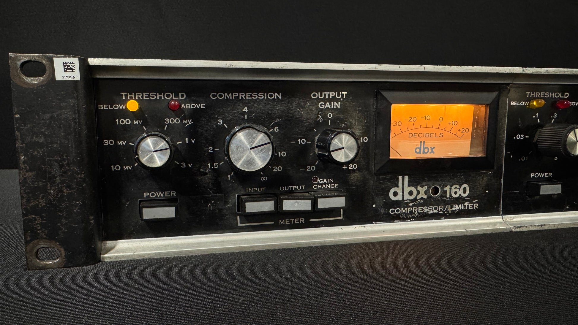 vintage, Harman, DBX 160, DBX, Compressor/Limiter, dbx compressor, dbx vintage compressor, vintage dbx 160, vintage audio gear, vintage compressor, vintage limiter. We Sell Professional Audio Equipment. Audio Systems, Amplifiers, Consoles, Mixers, Electronics, Entertainment, Live Sound.