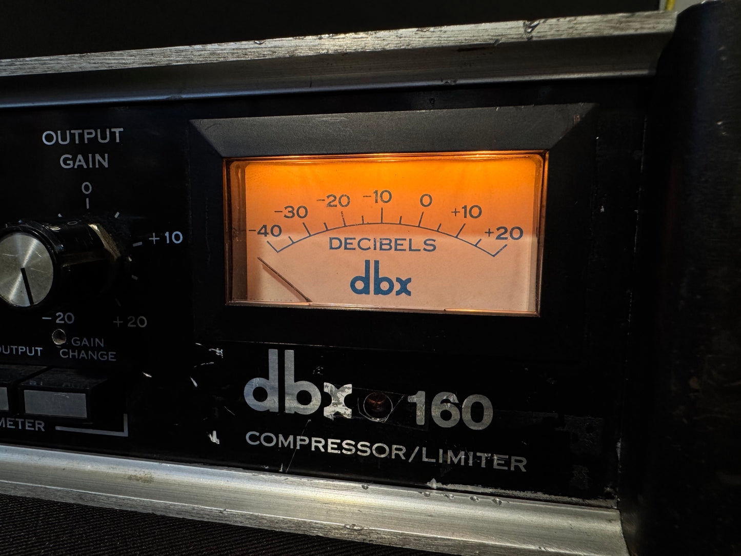 vintage, Harman, DBX 160, DBX, Compressor/Limiter, dbx compressor, dbx vintage compressor, vintage dbx 160, vintage audio gear, vintage compressor, vintage limiter. We Sell Professional Audio Equipment. Audio Systems, Amplifiers, Consoles, Mixers, Electronics, Entertainment, Live Sound.