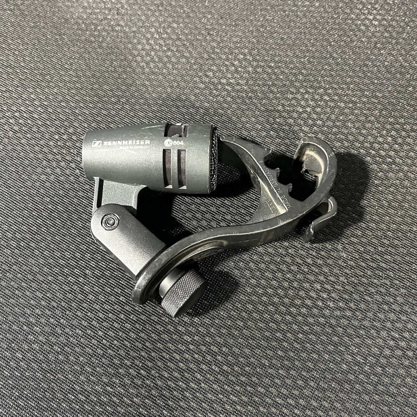 Sennheiser e604 Dynamic Cardioid Microphone, Sennheiser e604, e604 Dynamic Cardioid Microphone, Sennheiser e604 Dynamic Mic, Sennheiser Microphones. We Sell Professional Audio Equipment. Audio Systems, Amplifiers, Consoles, Mixers, Electronics, Entertainment, Live Sound.