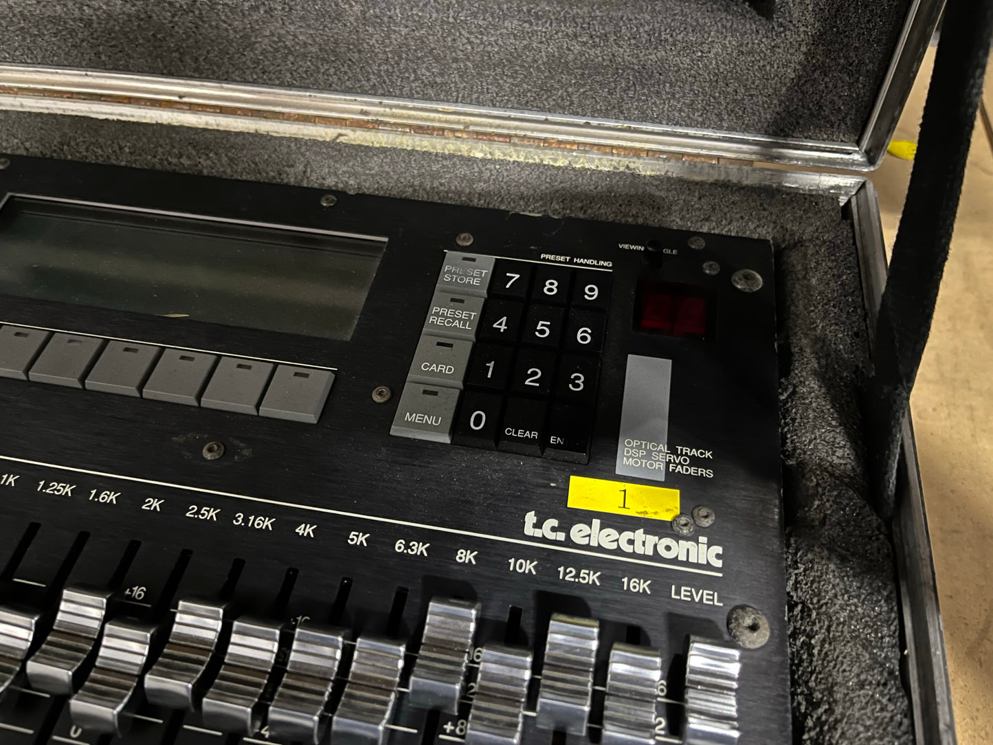 tc electronic 6032 Graphic Equalizer Remote Head, tc electronic 6032, tc electronic Graphic EQ, Graphic Equalizer Remote Head, tc electronic 6032 EQ. We Sell Professional Audio Equipment. Audio Systems, Amplifiers, Consoles, Mixers, Electronics, Entertainment, Sound, Live.