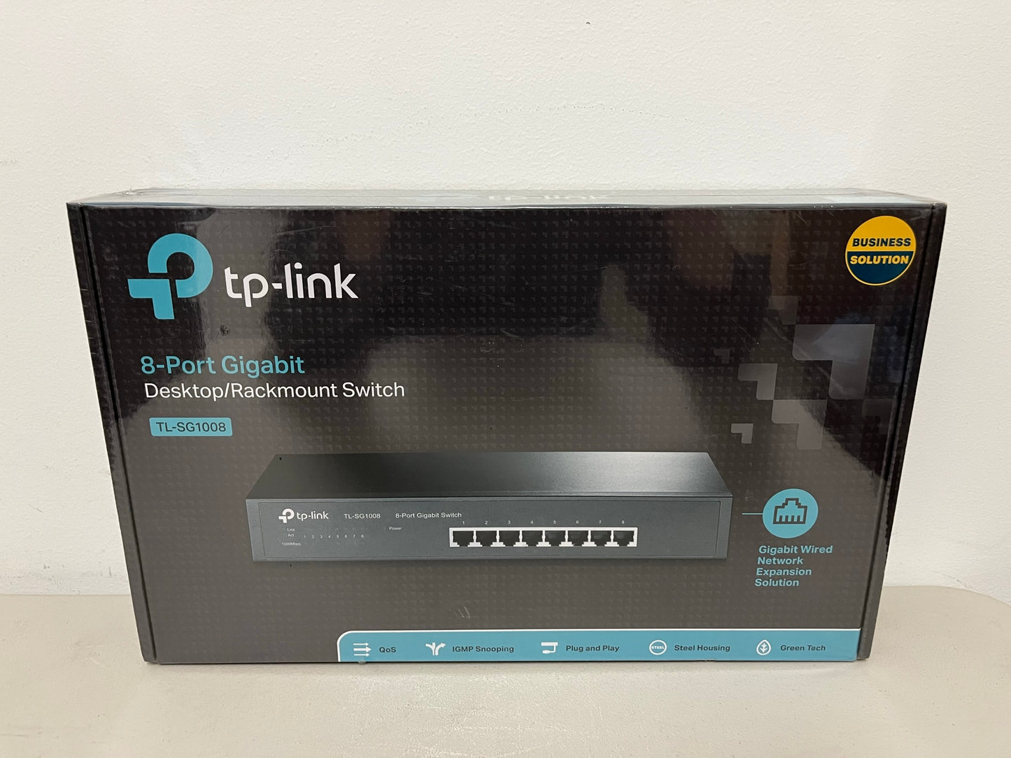 New tp-link TL-SG1008 & Linksys PSUS4 PrintServer for Sale.  We Sell Professional Audio Equipment. Audio Systems, Amplifiers, Consoles, Mixers, Electronics, Entertainment, Sound, Live.